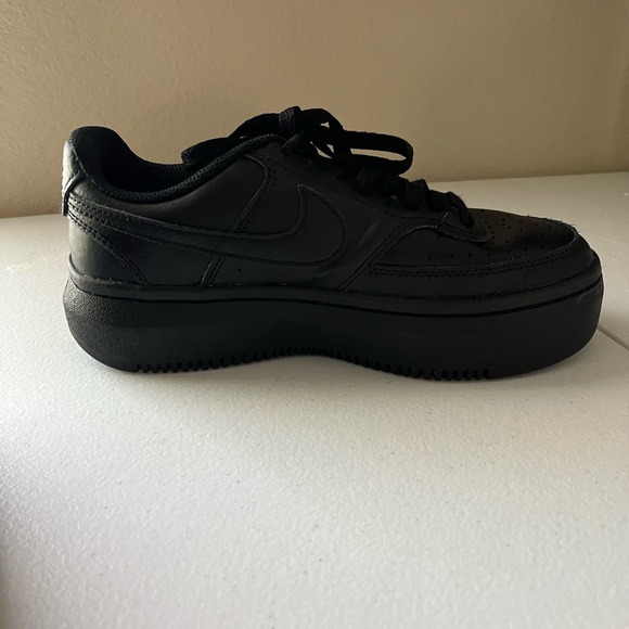 Nike Court Vision Alta Leather Platform Sneakers | Women’s Size 7.5 | Black - Picture 15 of 16